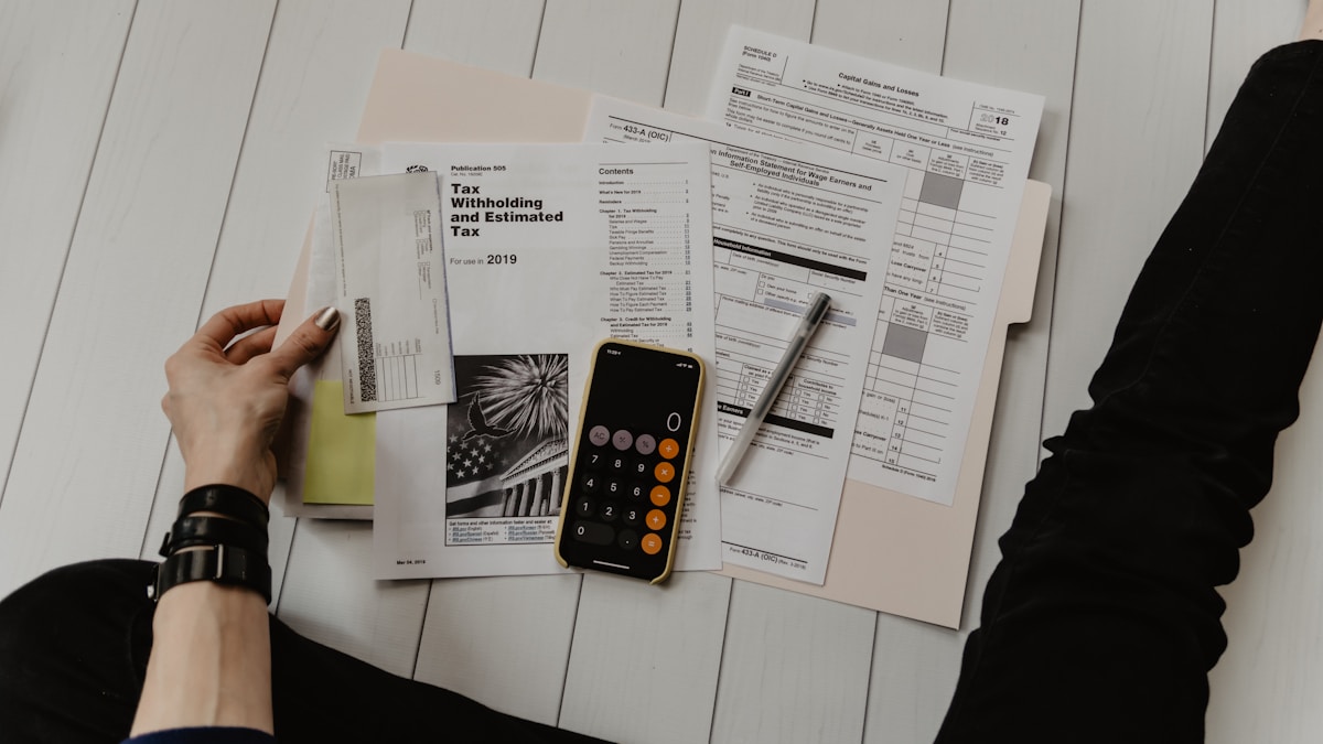 Market growth financial data charts